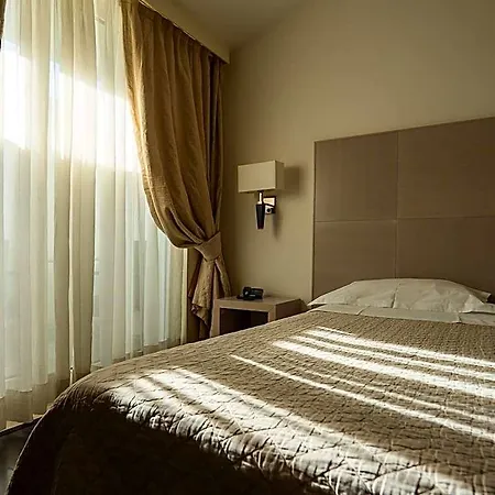 Maria Cristina Hotel 4*