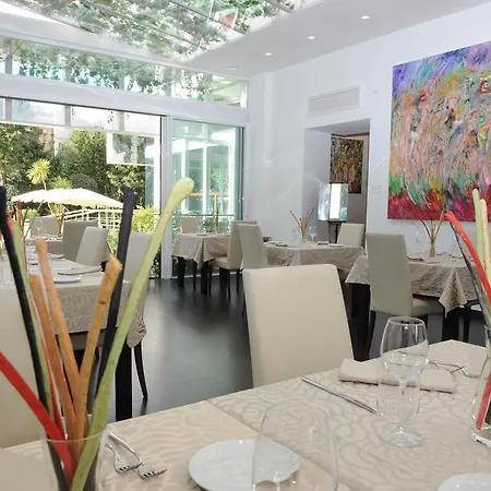 Maria Cristina Hotel 4*