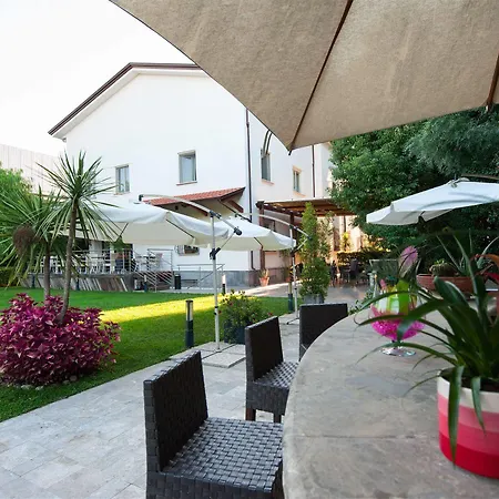 Maria Cristina 4*